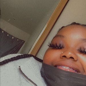 Meet your Posher, Jaila